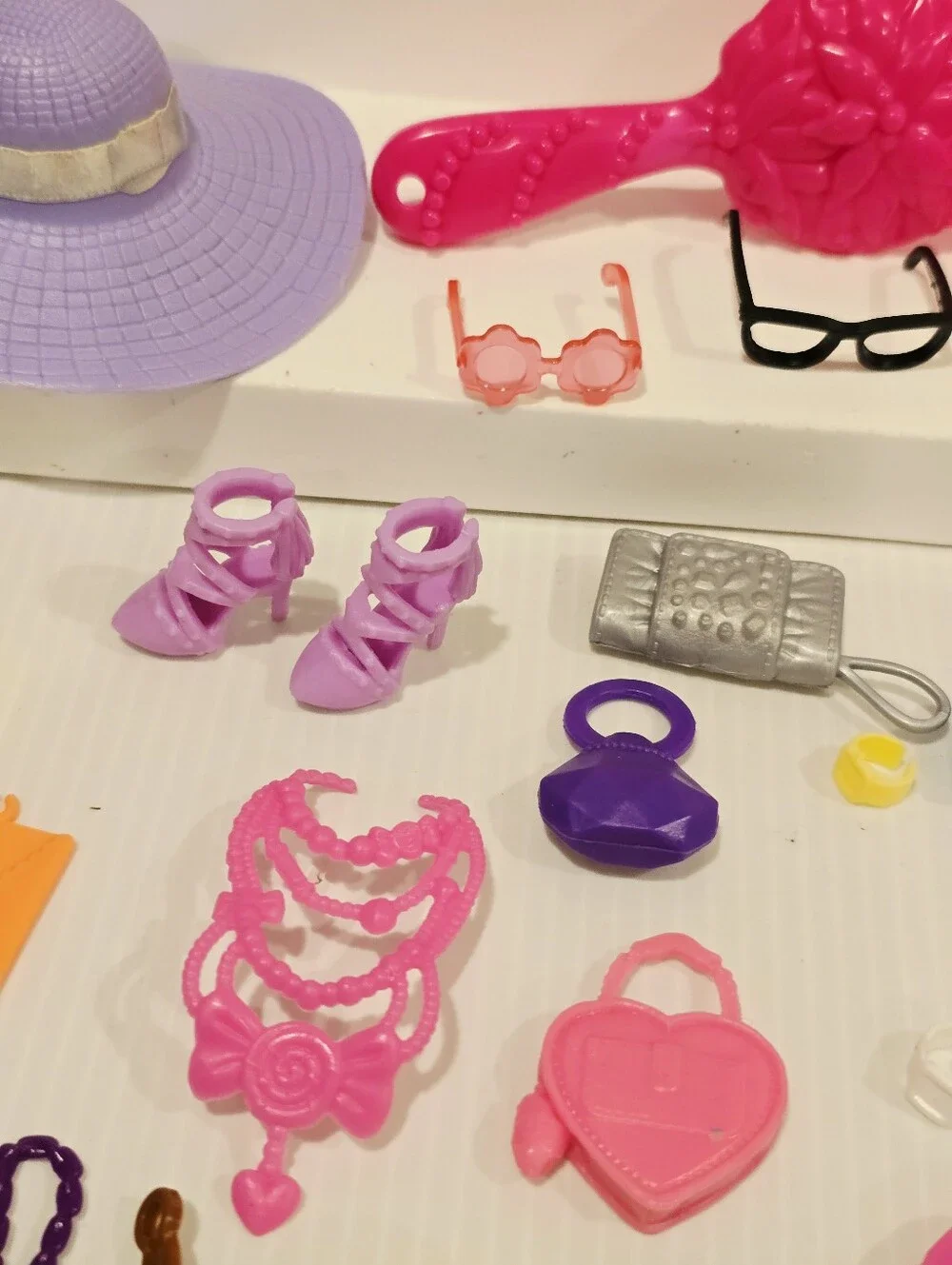 Barbie Doll Fashion Accessories Set